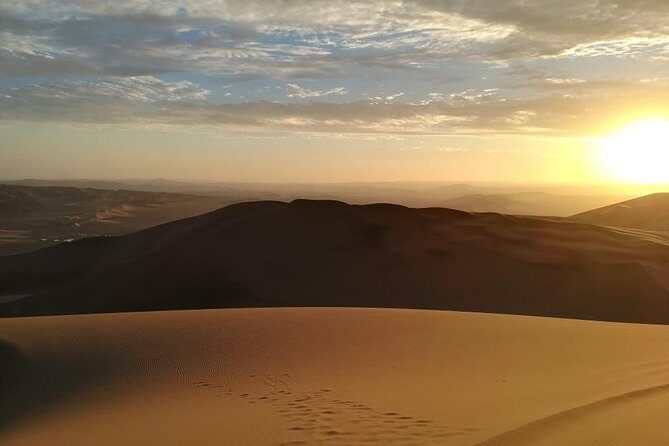 Private Dune Buggy Tour with Sandboard or Ski / 2 hours - A Closer Look at the Huacachina Dune Buggy Experience
