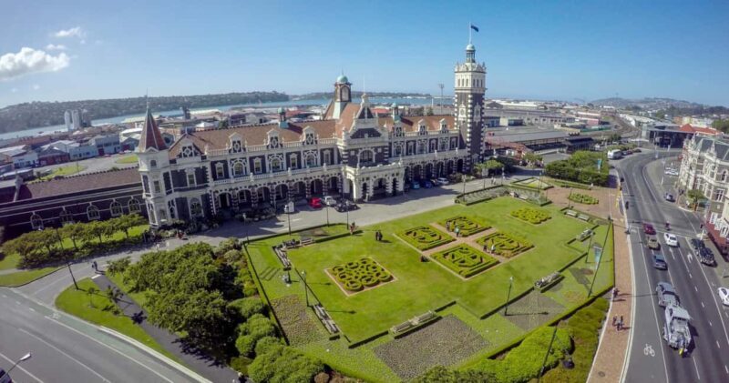 Private Dunedin City Highlights and Otago Peninsula Day Tour - Who Should Consider This Tour?