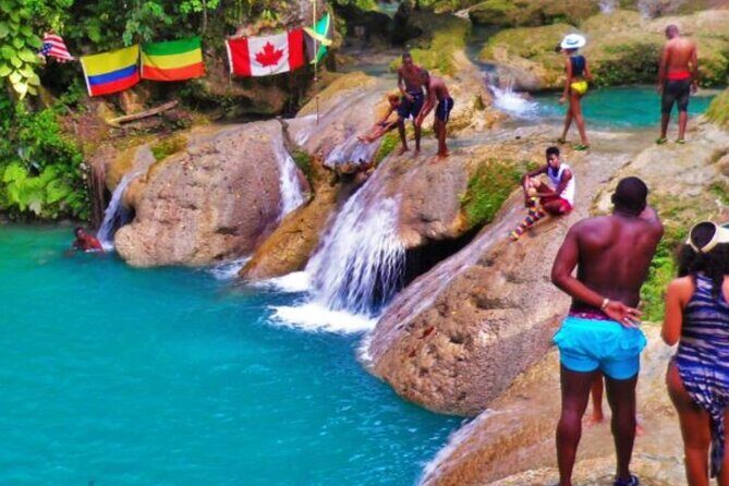 Private Dunn's River and Blue hole tour from Ocho Rios - The Sum Up