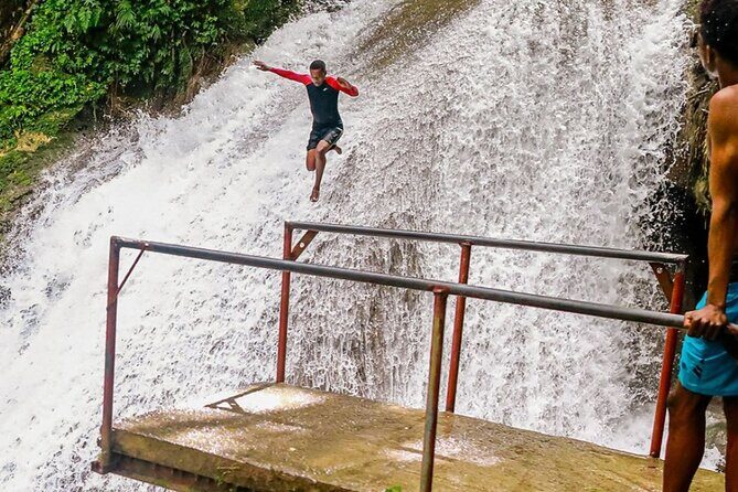 Private Dunn's River and Blue hole tour from Ocho Rios - FAQs