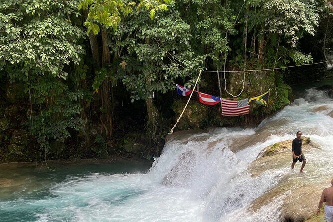 Private Dunns River Fall, Blue hole in Ocho Rios from Montego Bay - Key Points