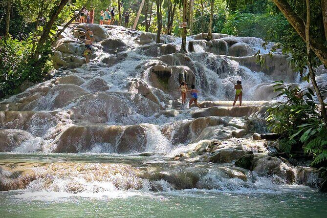 Private Dunns River Falls Experience + Blue Hole Secret falls - Key Points