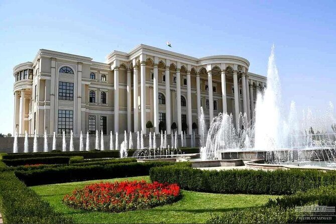 Private Dushanbe Guided Tour - Eram Garden and Istiqlol Square