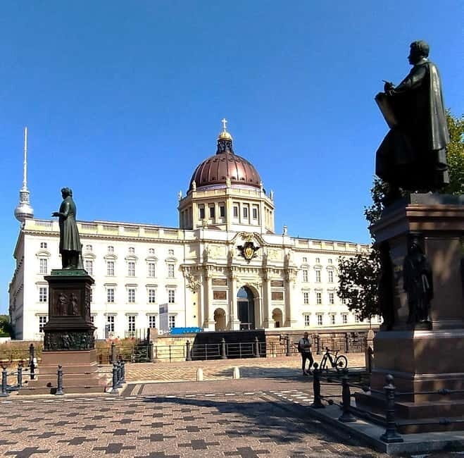 Private E-Bike Tour Berlin Highlights Tailor Made up to 10 - Comfort, Convenience, and Personalization