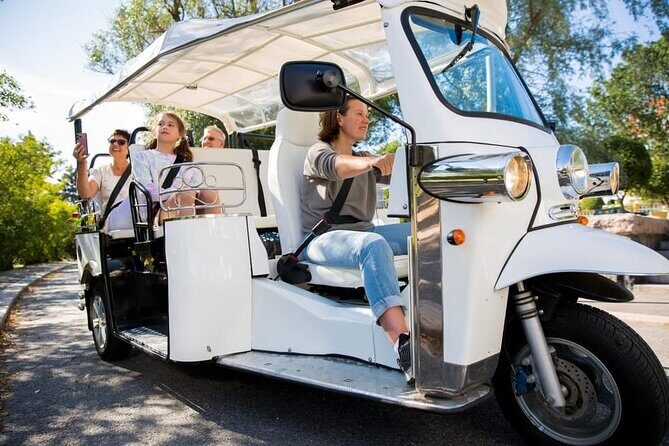 Private E-Tuk Tuk Adventure through Brisbane - Exploring Brisbane in a Unique Way: Private E-Tuk Tuk Adventure