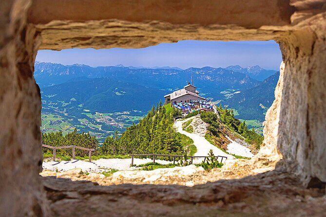 Private Eagles Nest Tour, Skip The Line, WW2 Doku-Center & Lunch - FAQ