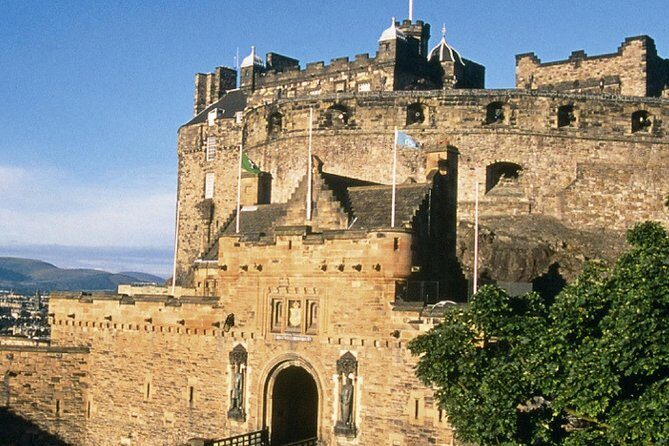 Private Edinburgh Tour for Families with a Local, 100% Personalized - Who Should Consider This Tour?