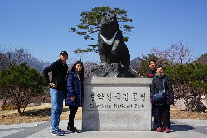 Private English Speaking Driver: Seoraksan & East Sea or Nami Island from Seoul - FAQ
