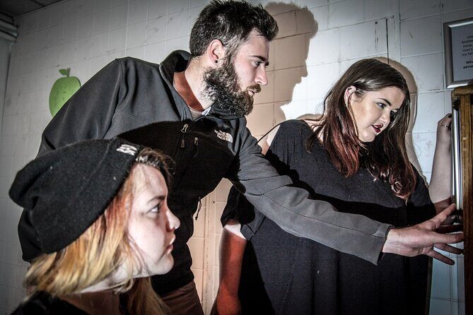 Private Escape Room with a Zombie in London - A Detailed Look at the Experience