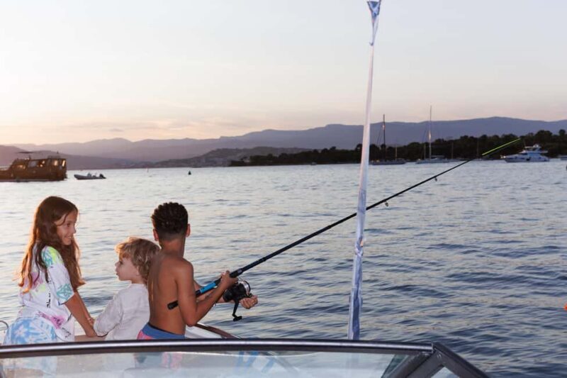 Private escape to discover Cannes & Lerins islands by boat - The Experience of the Skipper and Crew
