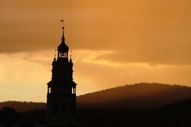 Private evening tour Cesky Krumlov Old Town and Castle area - Exploring Cesky Krumlov After Dark: A Detailed Look