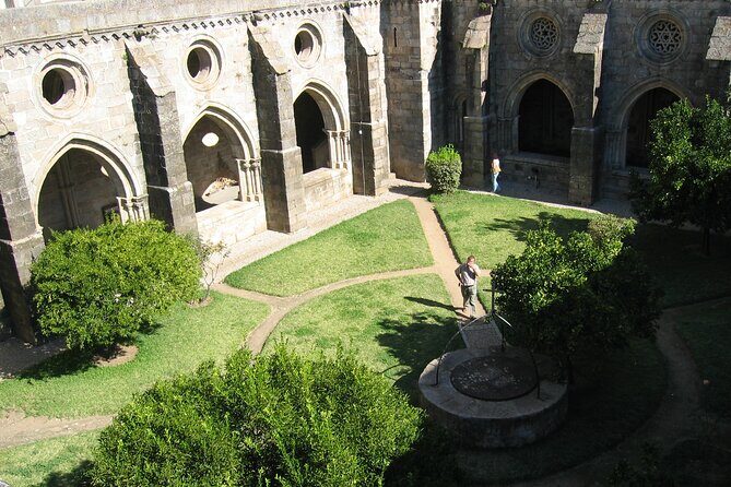 Private Évora Tour - Megaliths, Historical Center and Cork Region - An In-Depth Look at the Évora Private Tour