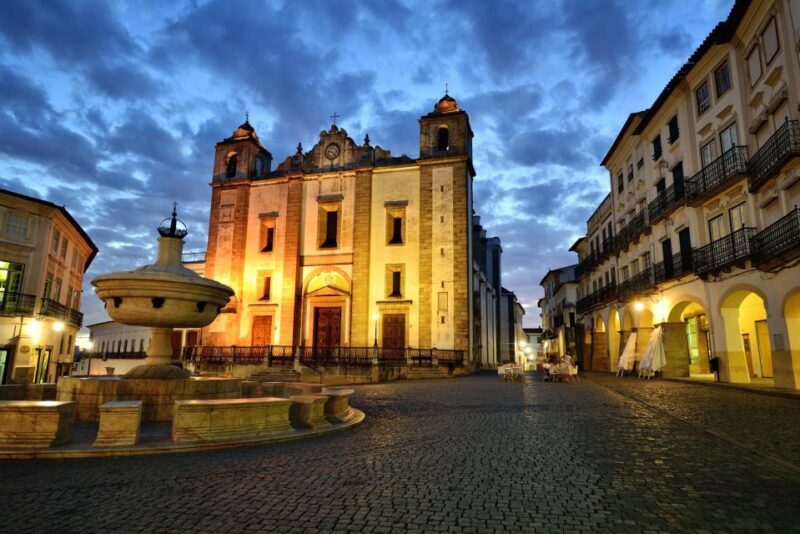 Private Évora World Heritage Tour from Lisbon - Discovering Évora: A Private Tour from Lisbon