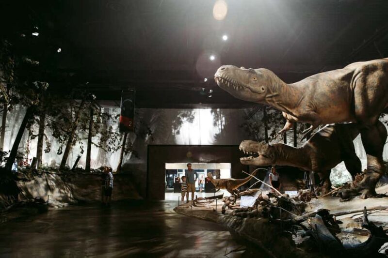 Private Exclusive Drumheller Tour with Royal Tyrrell Museum - Exploring the Canadian Badlands: What to Expect