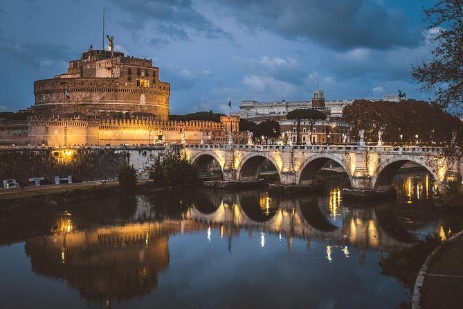 Private Exclusive Rome Walking Tour in English or Spanish - Key Points