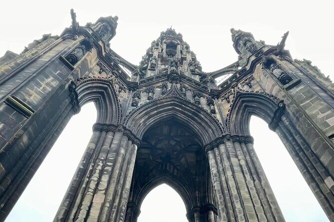 Private Executive Edinburgh Airport transfers to Edinburgh City - The Sum Up
