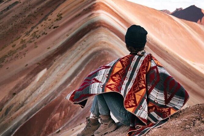 Private Exploration of the Colored Mountain on Horseback - Key Points