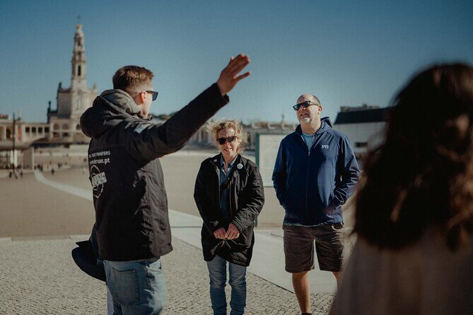 Private Fátima, Batalha, Nazaré and Óbidos Tour - FAQ