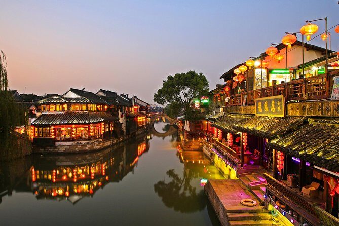 Private Fengjing and Xitang Water Town Sunset Boating Tour with Dinner from Shanghai - Who Will Appreciate This Tour?