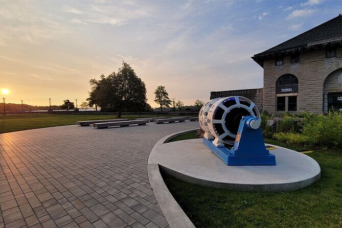 Private Fine Dining and Power Station in Niagara Falls - An In-Depth Look at the Private Fine Dining and Power Station Tour