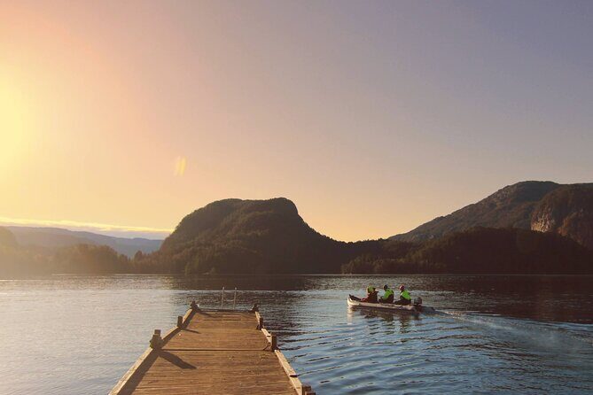 Private Fjordcruise by Luxury Pontoon Boat - Bergen Fjords - Key Points