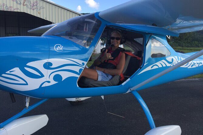Private flight, in a light plane over the Polynesian motus from Raiatea - An In-Depth Look at a Raiatea Aerial Adventure