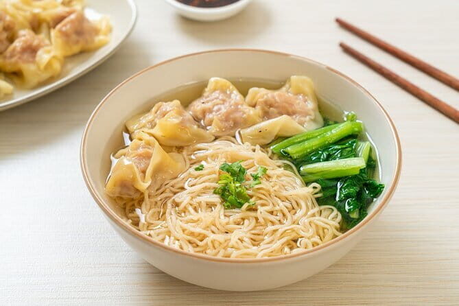 Private Food Tour in Hong Kong - Exploring Hong Kong’s Food Scene: A Detailed Look at the Private Food Tour