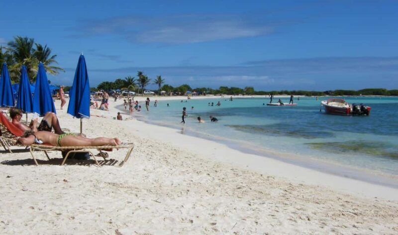 Private: Full-Day Catalina Reef & Beach Escape by Catamaran - FAQ