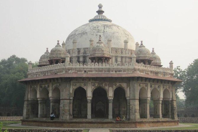 Private Full Day Guided Tour of Delhi and Old Delhi - What Makes This Tour Stand Out?