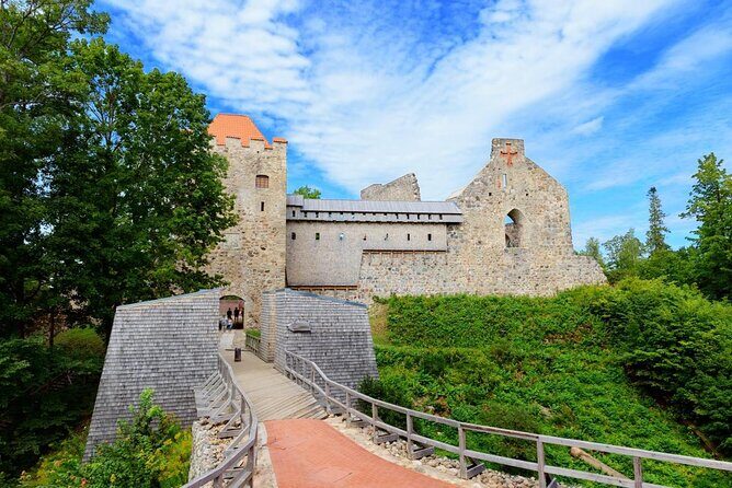 Private Full-Day Hiking Tour in Sigulda and Gauja National Park - A Deep Dive into the Sigulda and Gauja National Park Hiking Experience