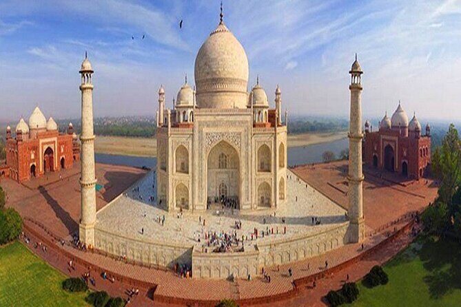 Private Full-day Historical Adventure Tour in Agra by Gatimaan Express - What We Love About This Tour
