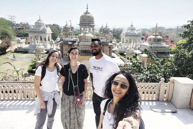 Private Full-Day Jaipur City Sightseeing Tour with Sunset View - Transportation and Ease of Experience