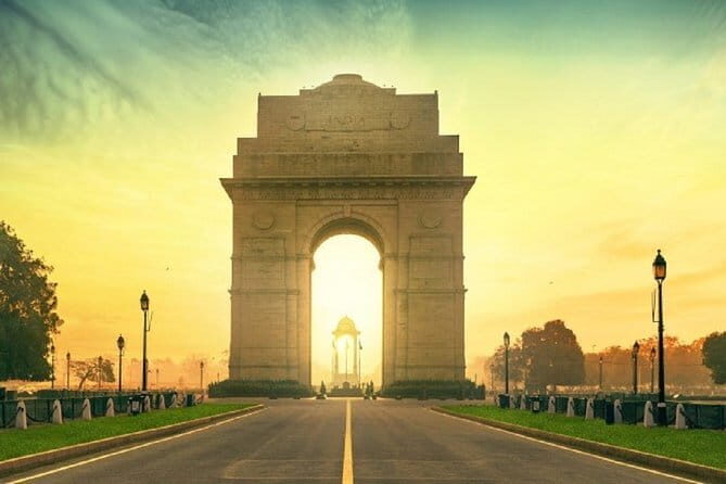 Private Full Day Old Delhi and New Delhi City Tour - Key Points