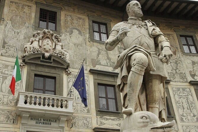 PRIVATE Full-Day Pisa and Lucca GUIDED Tour from Florence - Moving on to Lucca: Medieval Charm and Renaissance Walls