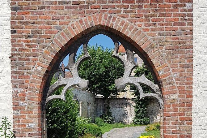 Private Full-Day to Bruges Sightseeing Tour from Amsterdam - Authentic Experiences and Practical Benefits