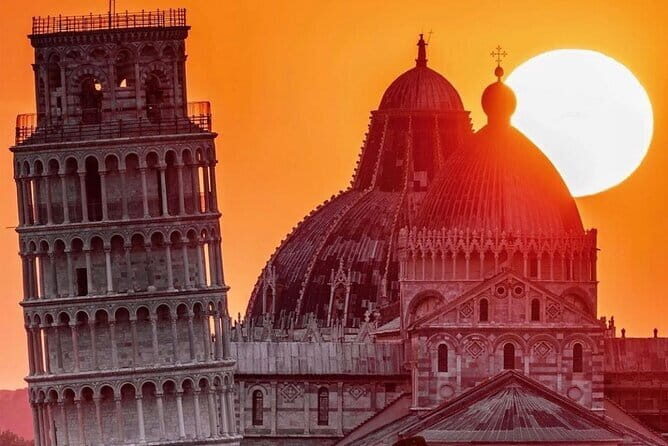 PRIVATE Full-Day Tour around Pisa and Lucca from Florence - Experience the Charm of Tuscany on a Private Full-Day Tour from Florence