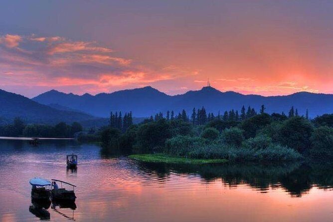 Private Full Day Tour : Customizable Hangzhou City Highlights with Multi Options - A Deep Dive into the Hangzhou Private Full-Day Tour