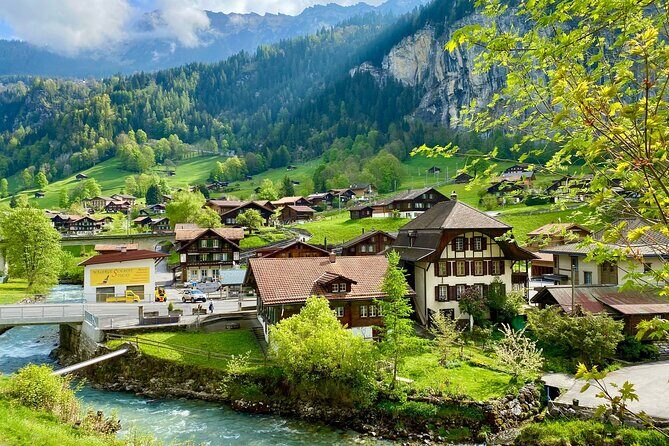 Private Full-Day Tour to Grindelwald Lauterbrunnen Interlaken Mürren from Basel - Who Is This Tour Best For?