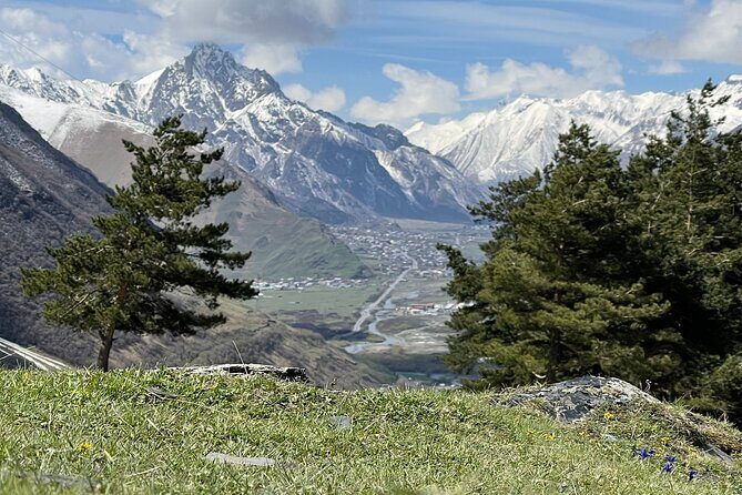 Private Full Day Trip from Tbilisi to Truso Valley in Kazbegi - Key Points
