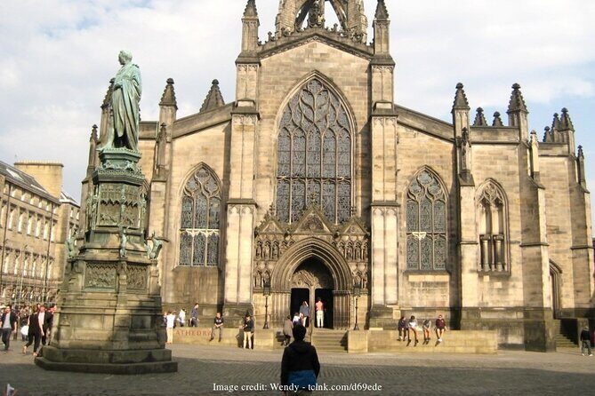 Private Full-Day Walking Tour in Edinburgh with Edinburgh Castle - What We Love and What to Consider
