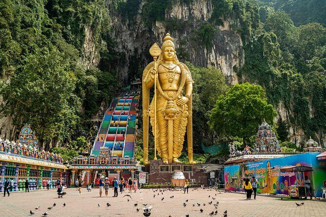 Private Full-Day Tour includes Petronas Twin Towers & Batu Caves - In-Depth Review of the Kuala Lumpur Private Full Day Tour
