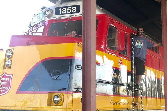 Private & Fun Panama Canal... 3 different perspectives - FAQ