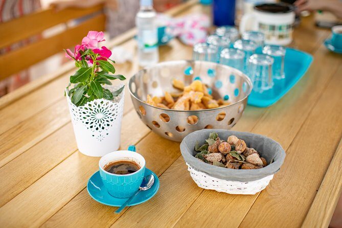 Private Gastro gourmet tour by Dot@ boat - An In-Depth Look at the Tour Itself