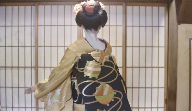 Private geisha show with Maiko, an geisha apprentice - Why This Tour Offers Great Value