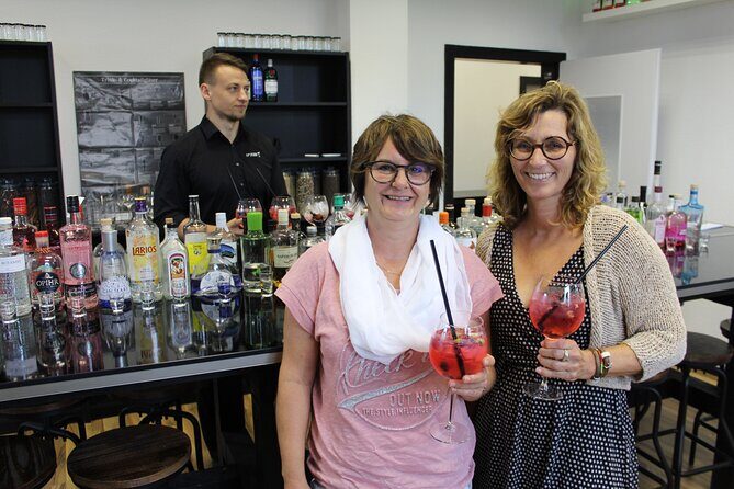 Private gin tasting with a professional bartender in Trier - Key Points