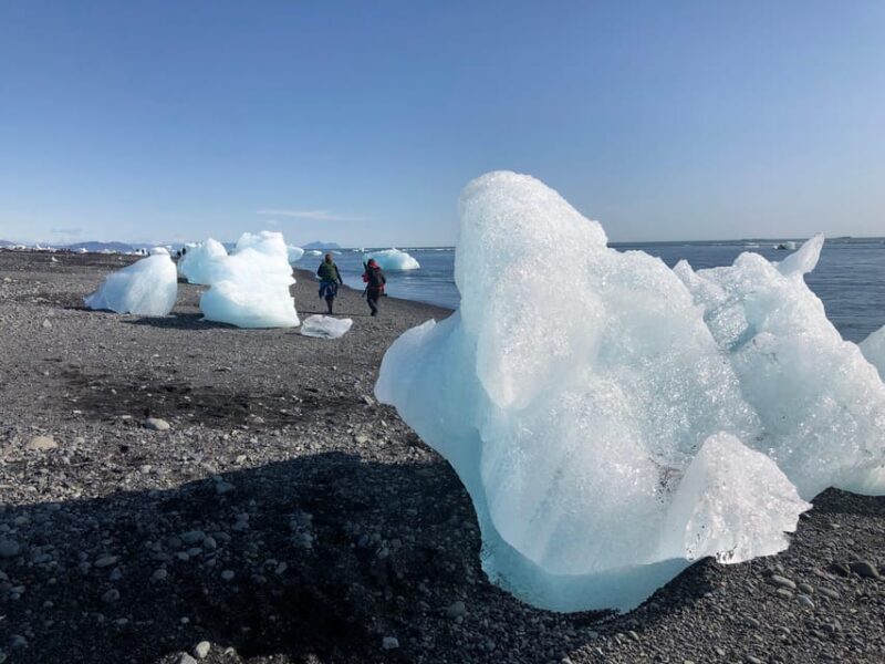 Private Glacier Lagoon & Diamond Beach Tour - A Deep Dive into the Private Glacier Lagoon & Diamond Beach Tour