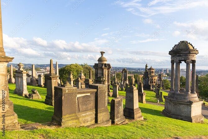 Private Glasgow Necropolis Tour: The City of the Dead - Discovering the Glasgow Necropolis: A Private Tour of the City of the Dead