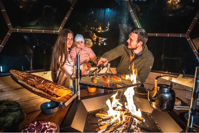 Private Glass Igloo Dinner on the Shore of Frozen Lake - An In-Depth Look at the Private Glass Igloo Dinner Experience