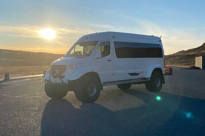 Private Golden circle and glacier super jeep tour from Reykjavik - Who Will Love This Tour?