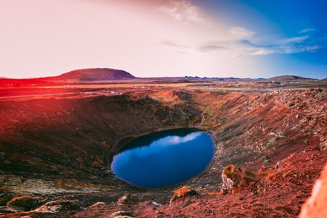 Private Golden Circle & Sky Lagoon Transfer and lunch (Up to 8 P) - A Closer Look at the Tour Experience